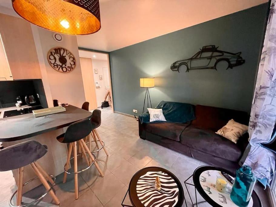 Elegant 45 M2 Lyon 6 + Garage. Idealement Situe Buitenkant foto