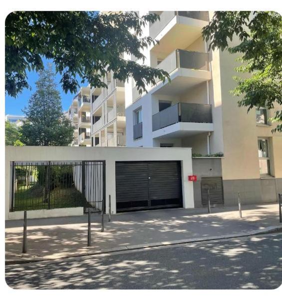 Elegant 45 M2 Lyon 6 + Garage. Idealement Situe Buitenkant foto